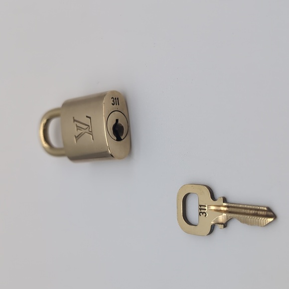 Louis Vuitton padlock lock and key #311 - Picture 6 of 6